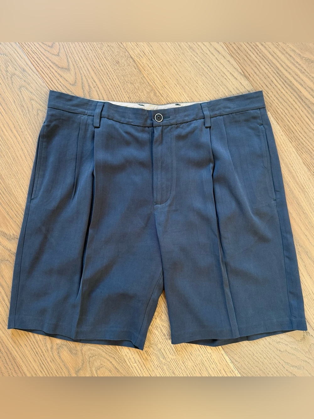 Tommy Bahama Shorts Mens Sz 36 Blue 100% Silk Pleated Shorts Summer Retro